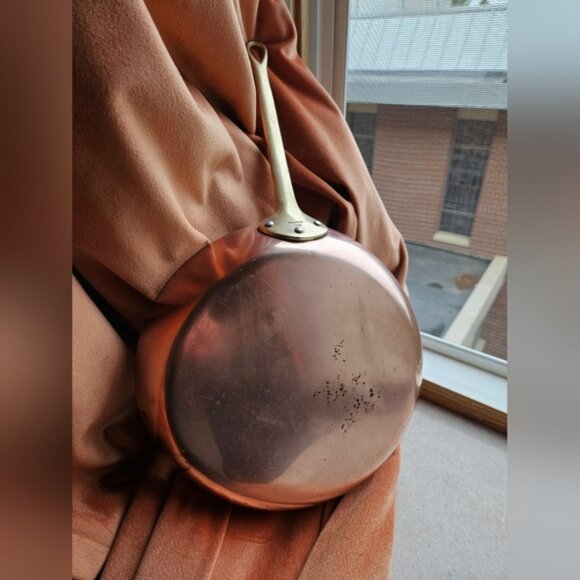 Vintage Tournus French 10 in Copper with Brass Handle Sauté Pan - Picture 2 of 15